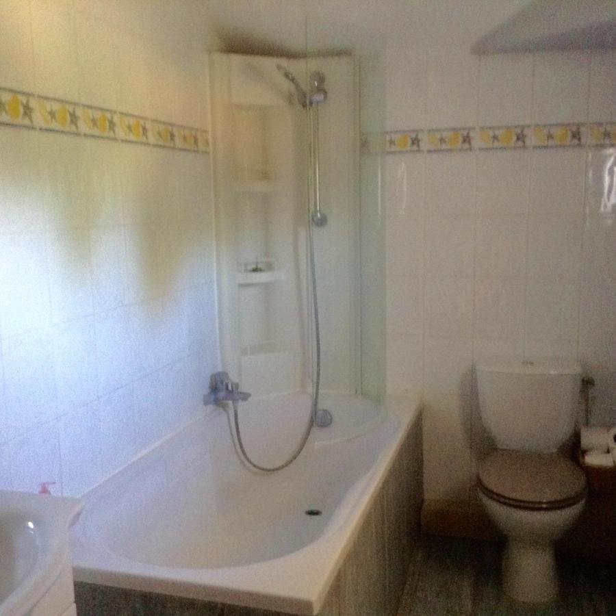 Homestay Arrabella Availles-Limouzine Bagian luar foto
